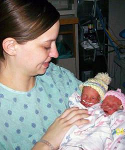 twins born at 30 weeks