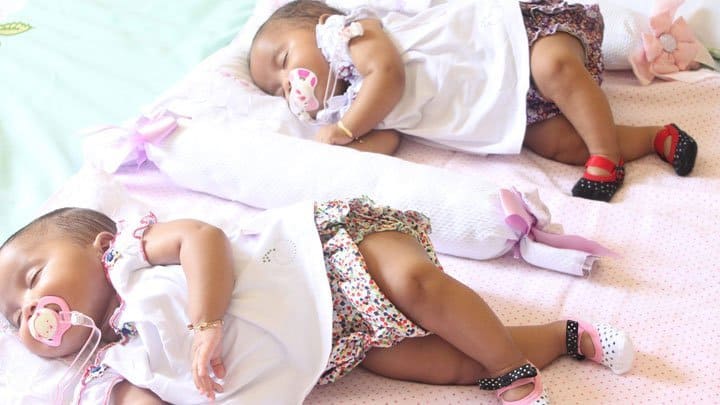 Twin baby girls sleeping