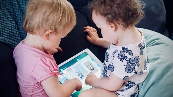 Twins using Ipad